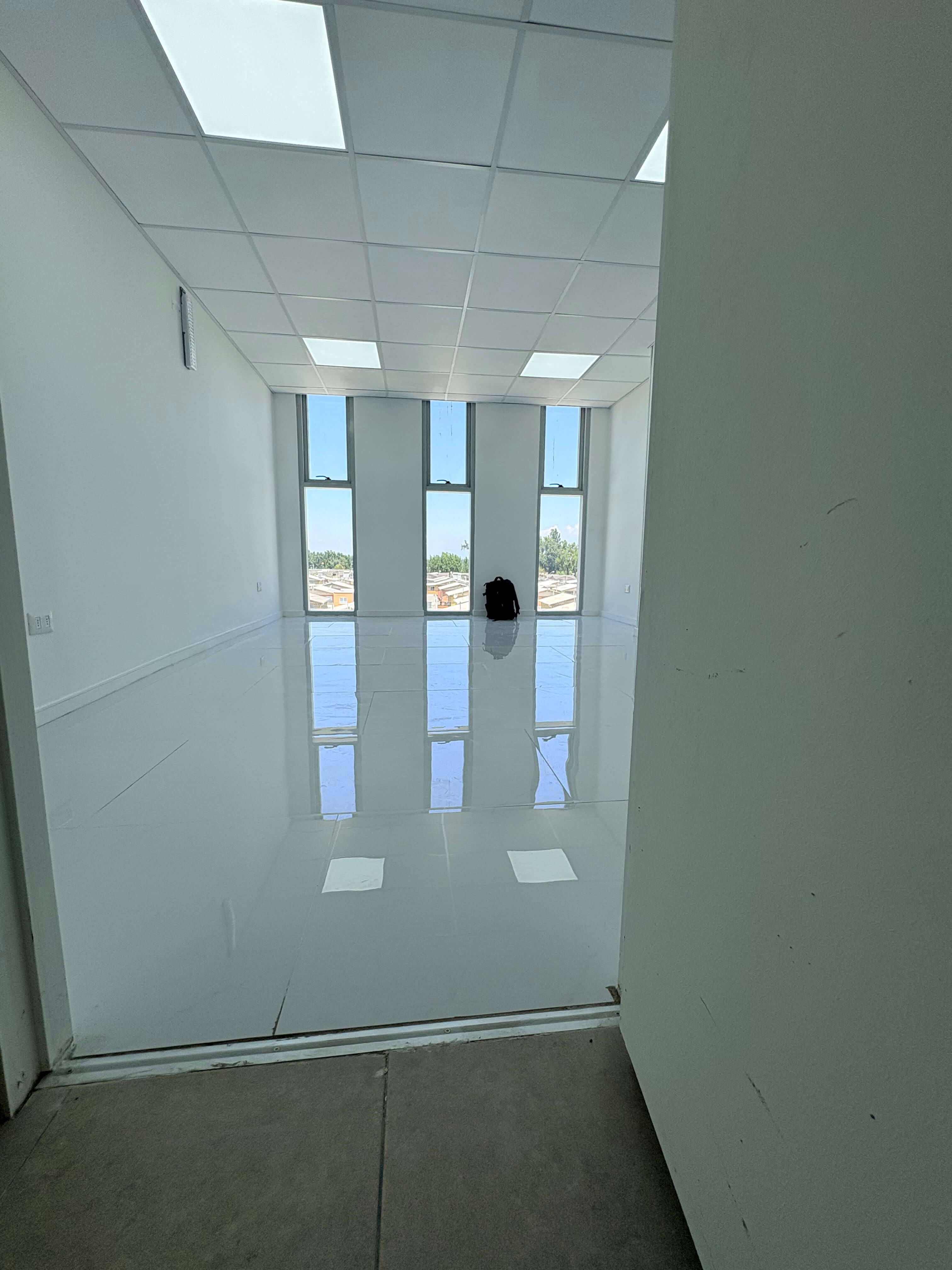 Oficina 205 · 22 m² · Habilitada · Estacionamiento